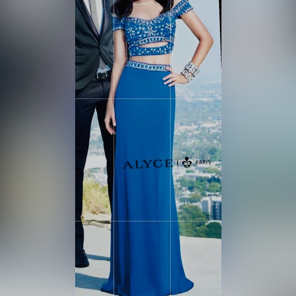 Alyce Paris 2 Piece Dress/Gown